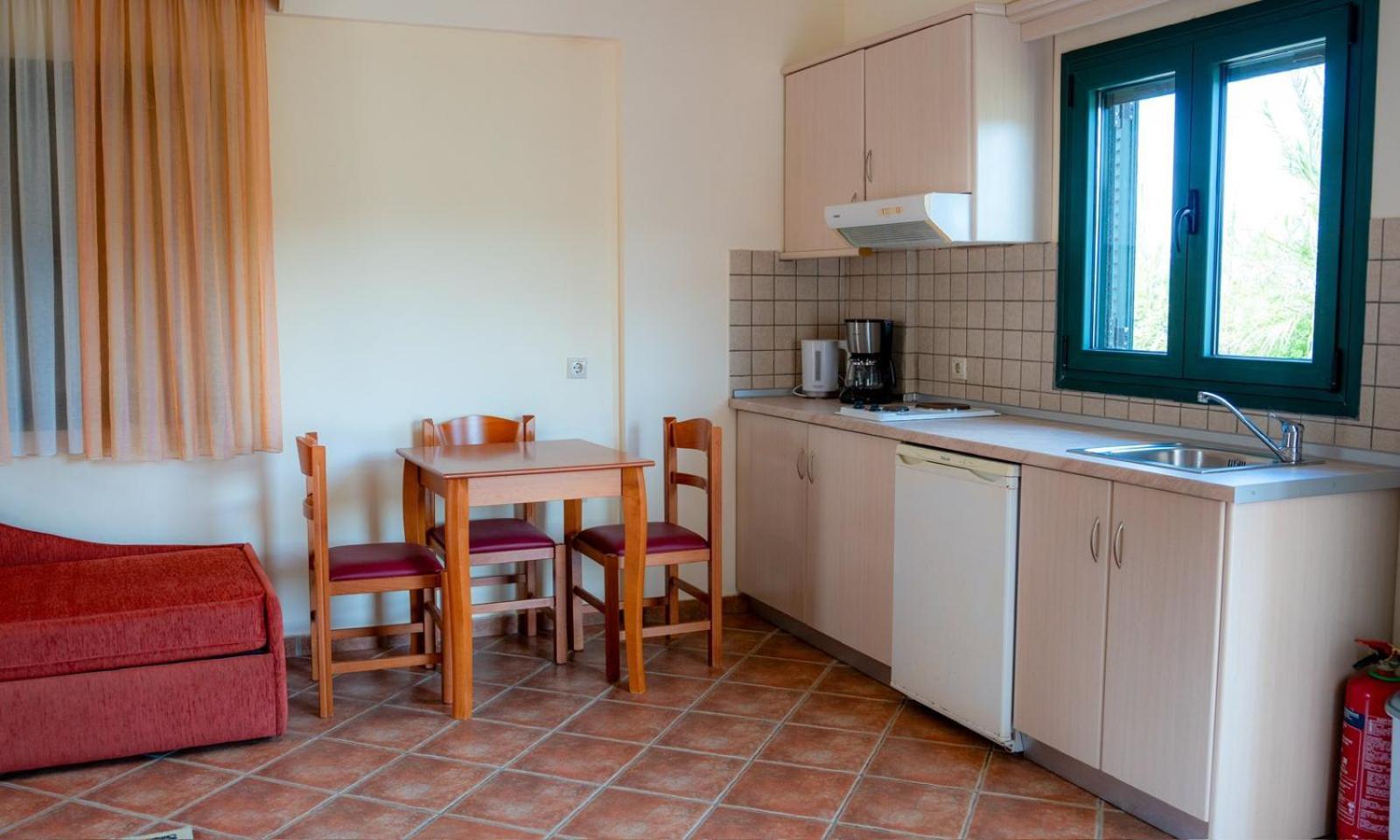 Coralli Hotel Perdika  Buitenkant foto