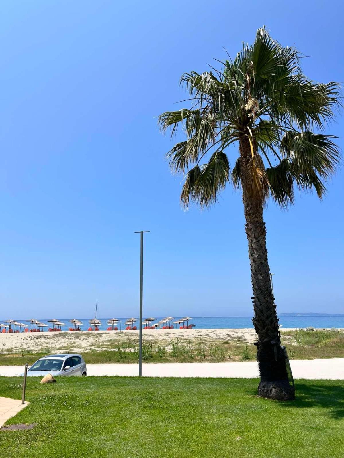 Coralli Hotel Perdika  Buitenkant foto