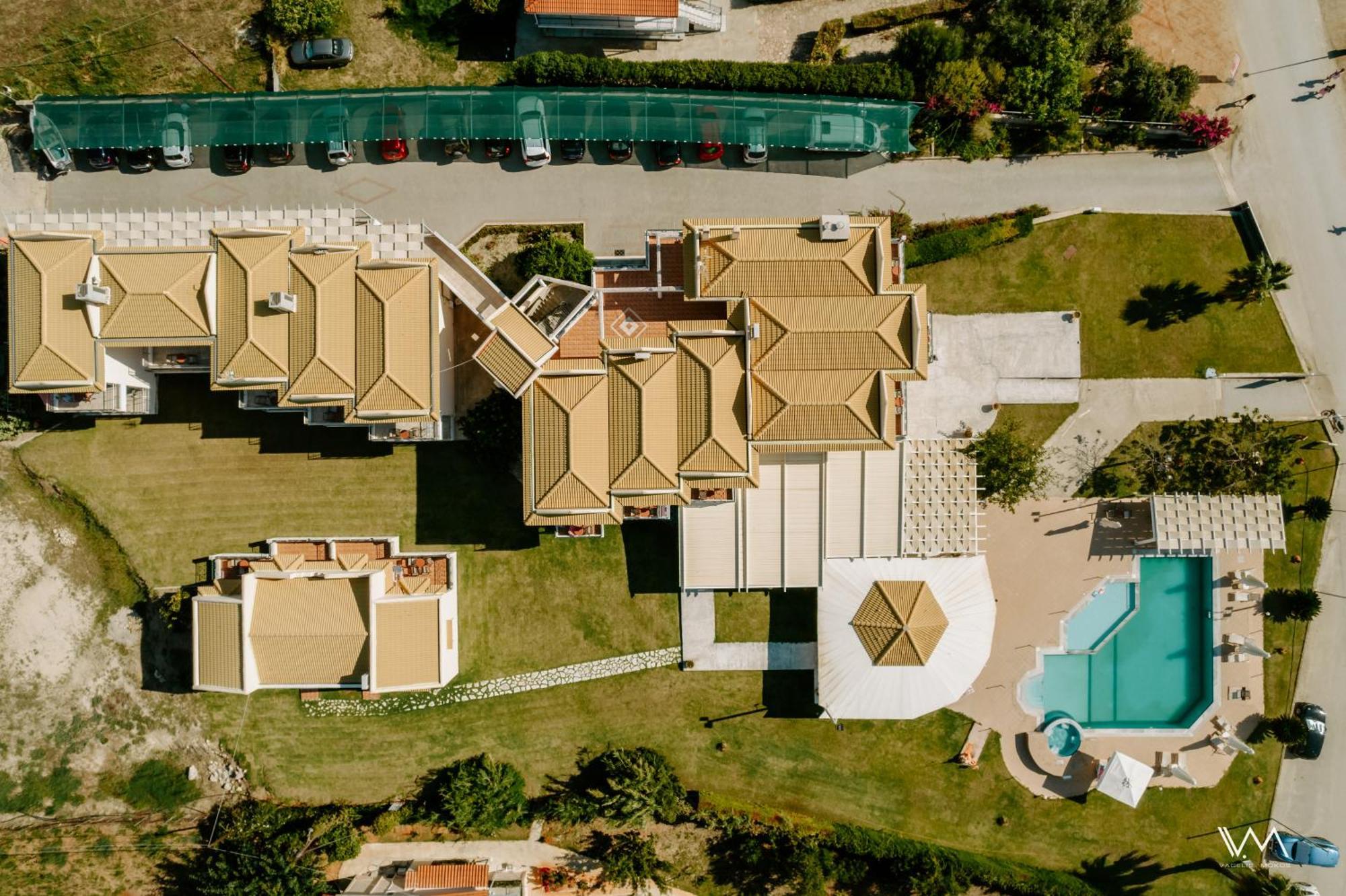 Coralli Hotel Perdika  Buitenkant foto